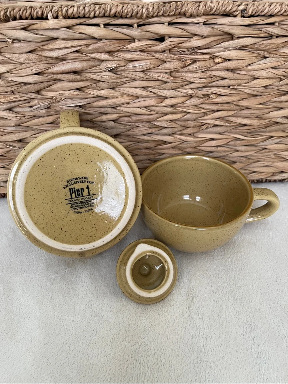 Pier 1 Tea Pot Mug Set Stoneware 8 Oz Mustard Color With Lid